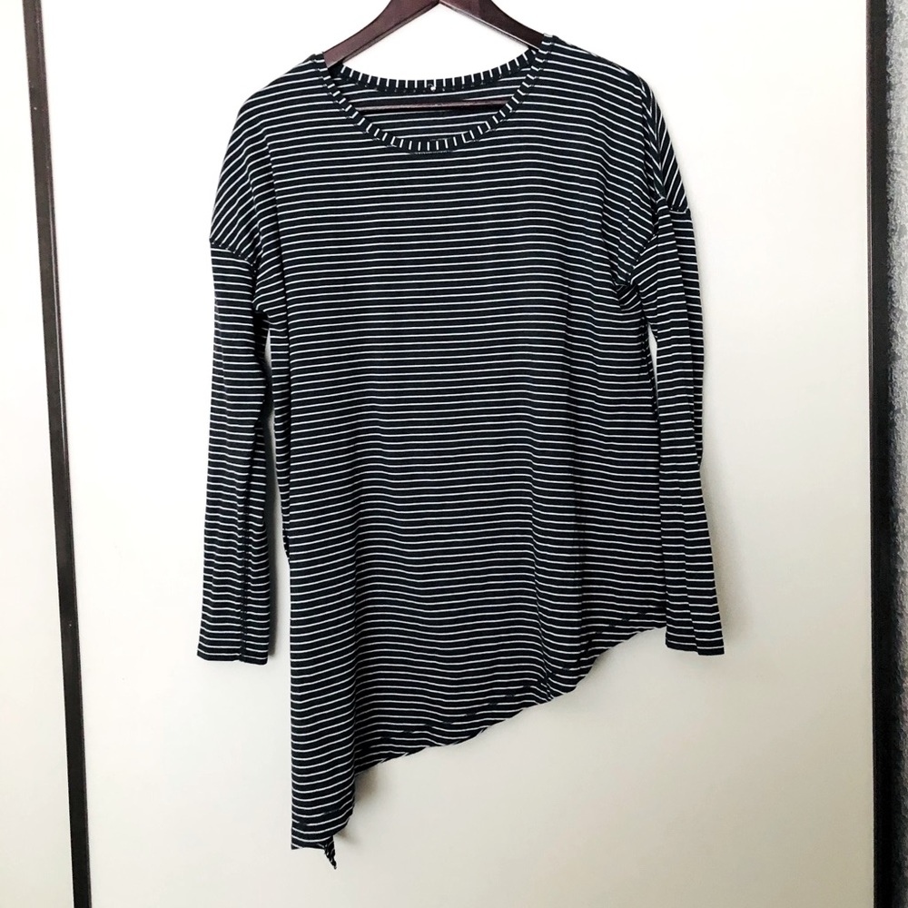 Lululemon Side Story Top